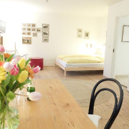 Gartenstudio-Apartment Tausendfreund - Adults Only - Am Chiemsee Breitbrunn am Chiemsee Luaran gambar